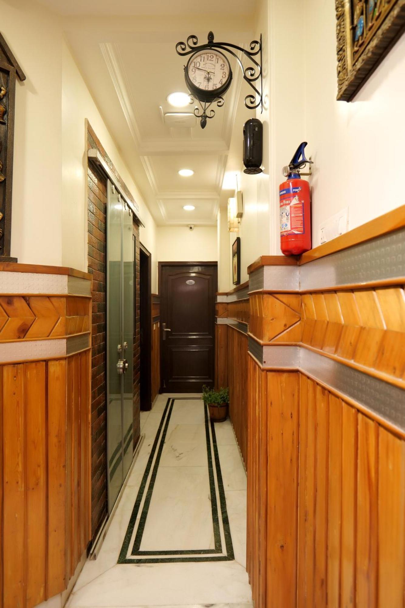 Hotel Wood Castle Delhi  Exterior foto
