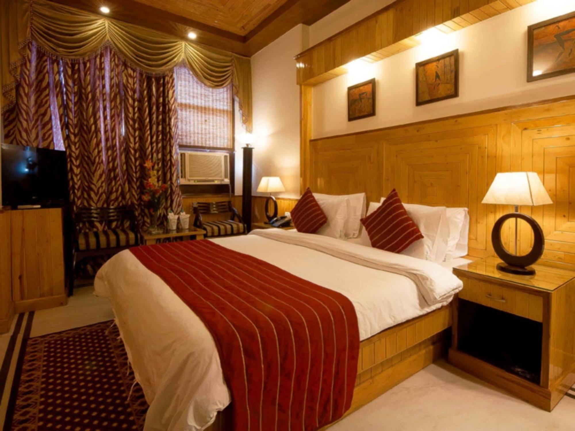 Hotel Wood Castle Delhi  Exterior foto